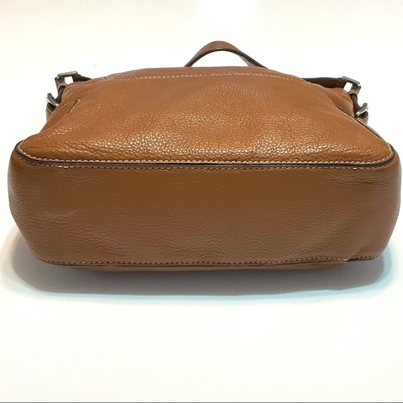 Michael Kors Brookville Hobo Shoulder Bag - Picture 3 of 10